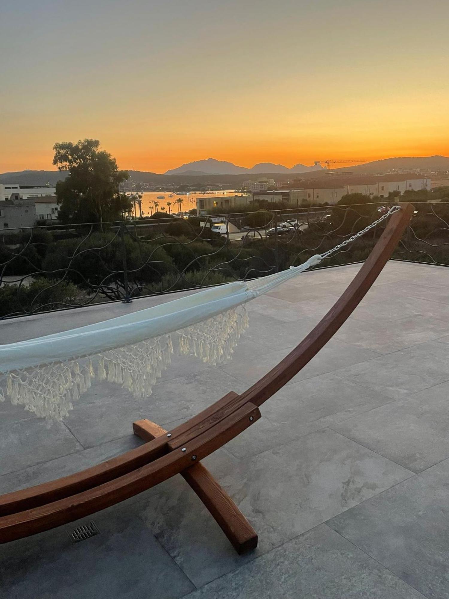Villa Giulia Golfo Aranci Exterior photo